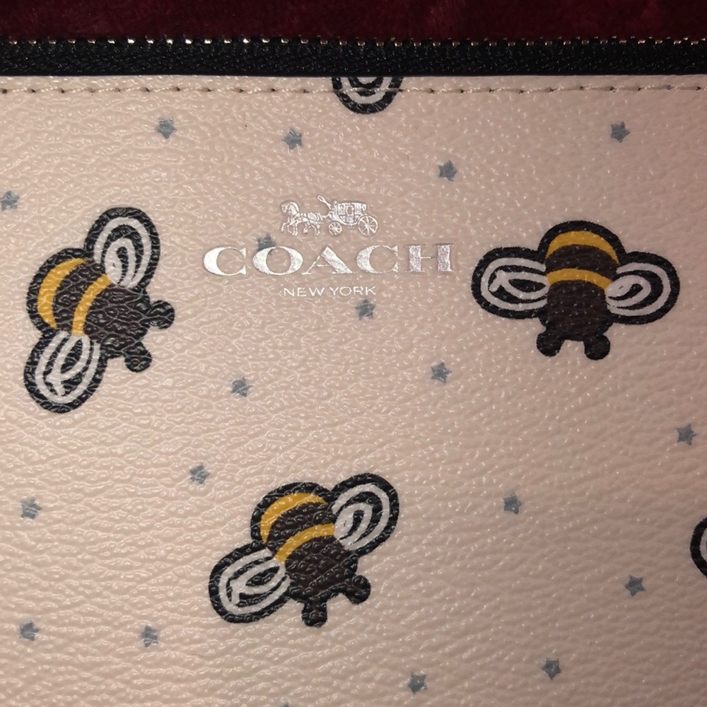 🔥Coach wristlets. Authentic! - Picture 3 of 5